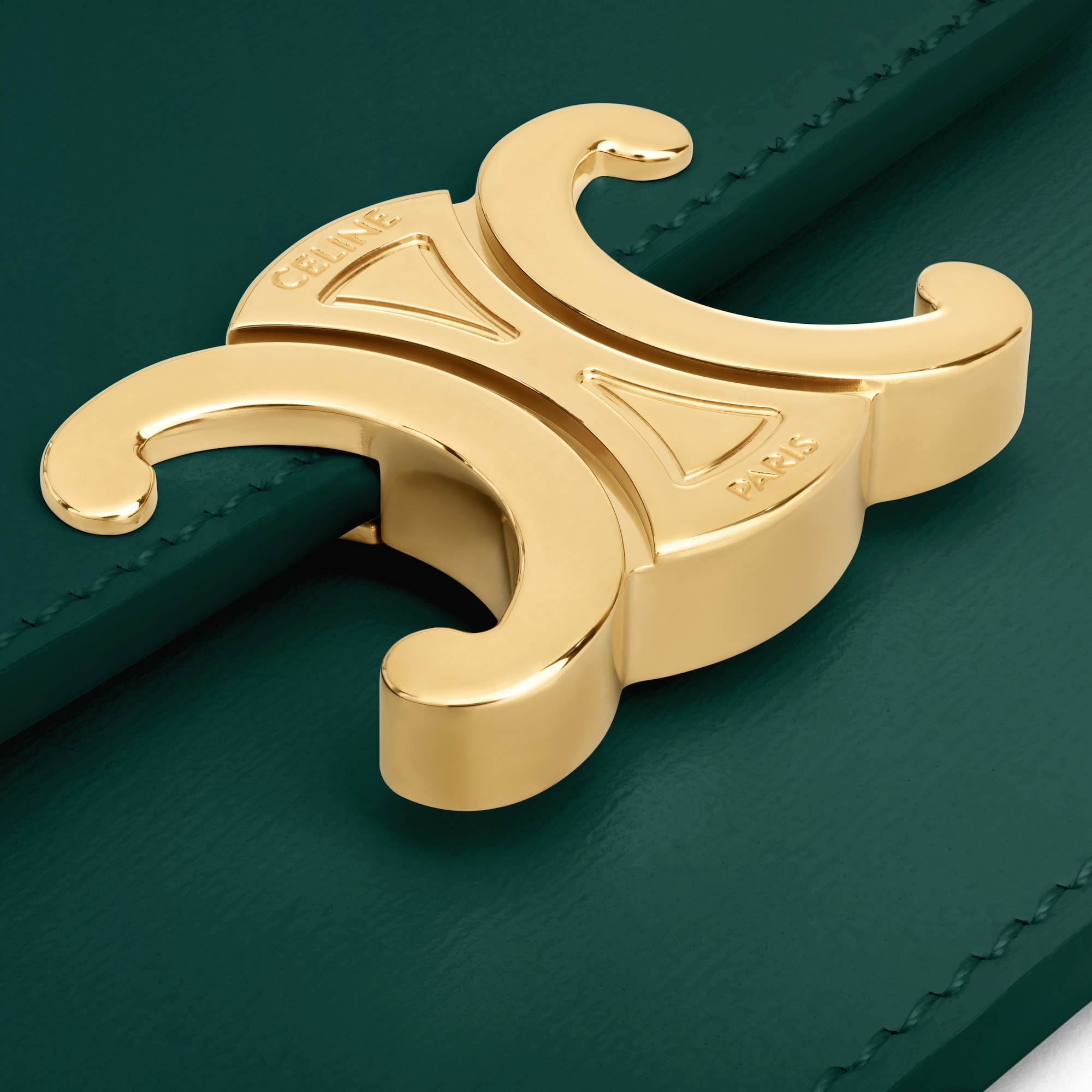 CARD HOLDER WITH FLAP TRIOMPHE IN SHINY CALFSKIN RACING GREEN - Image 5